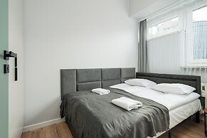 RentPlanet - przy Parku Mirowskim