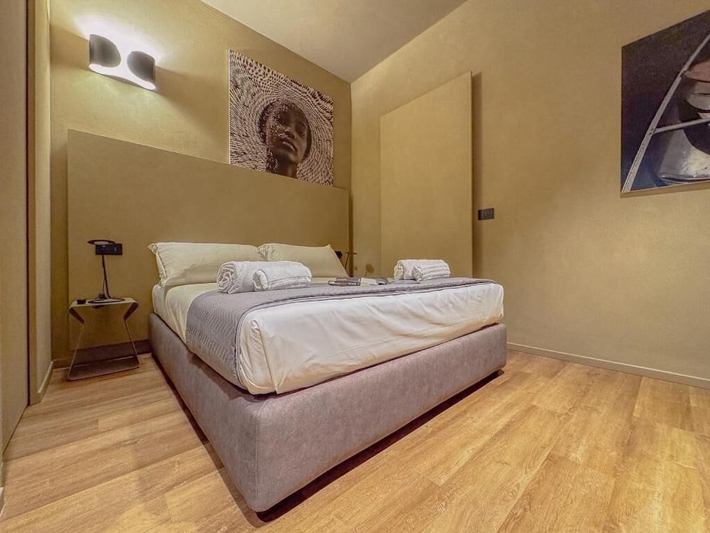 Blu Rooms - Room to Rest