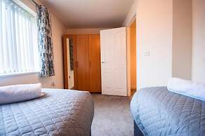 Spacious Luxurious Serviced Accommodation 2