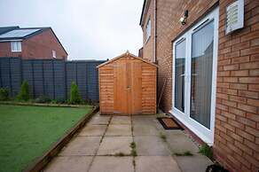 Spacious Luxurious Serviced Accommodation 2
