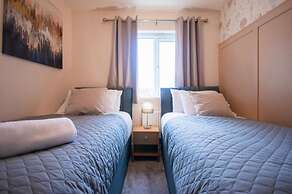 Spacious Luxurious Serviced Accommodation 2