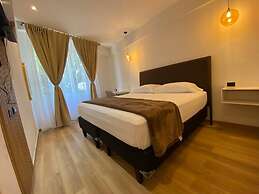 Hotel Merendon Express