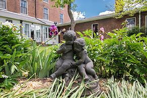 Beaumont Inn