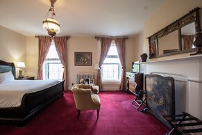 Beaumont Inn
