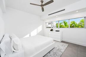 Villa Haven by Rove 4BR Waterfront W/pool & Gym