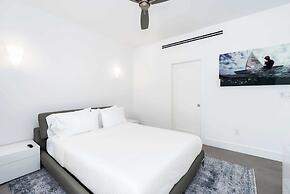 Villa Haven by Rove 4BR Waterfront W/pool & Gym