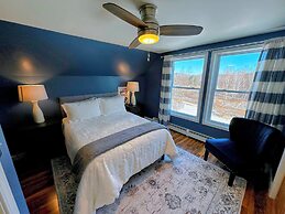 64J Stunning Views