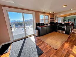 64J Stunning Views