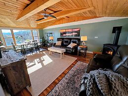 64J Stunning Views