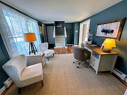 64J Stunning Views