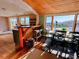 64J Stunning Views