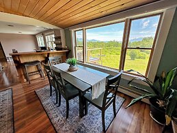 64J Stunning Views