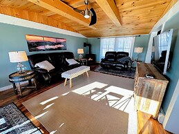 64J Stunning Views