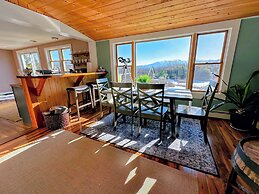 64J Stunning Views