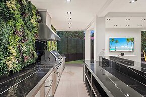 Villa Grace by Rove Travel Home W/pool & Jacuzzi