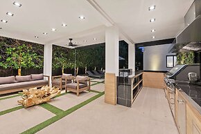 Villa Grace by Rove Travel Home W/pool & Jacuzzi