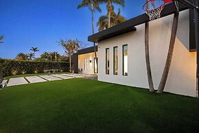 Villa Grace by Rove Travel Home W/pool & Jacuzzi