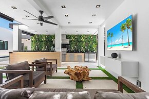 Villa Grace by Rove Travel Home W/pool & Jacuzzi