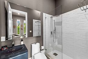 Villa Grace by Rove Travel Home W/pool & Jacuzzi