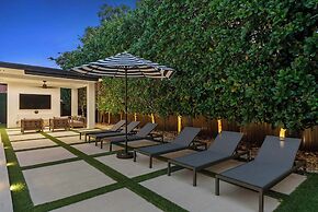 Villa Grace by Rove Travel Home W/pool & Jacuzzi