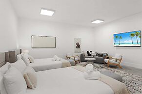 Villa Grace by Rove Travel Home W/pool & Jacuzzi