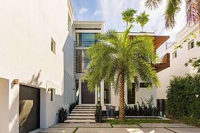 Villa Savant by Rovetravel Bayfront W/pool & Spa