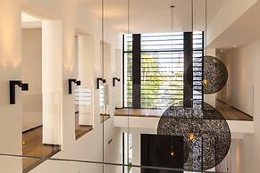 Villa Savant by Rovetravel Bayfront W/pool & Spa