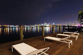 Villa Savant by Rovetravel Bayfront W/pool & Spa