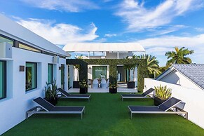 Villa Savant by Rovetravel Bayfront W/pool & Spa