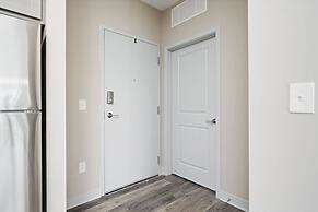 Spacious Whitestown Getaway