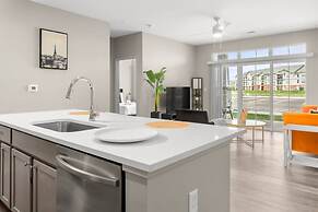 Spacious Whitestown Getaway