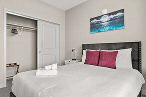 Spacious Whitestown Getaway