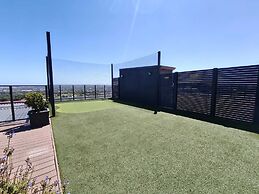 Apartment in Adelaide CBD with parking
