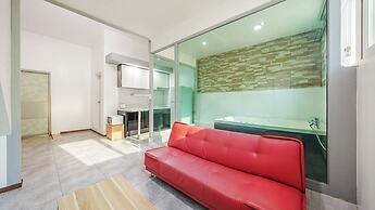 Gapyeong Funny Mongmong Galaxy House