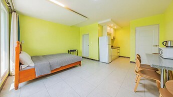 Gapyeong Funny Mongmong Galaxy House