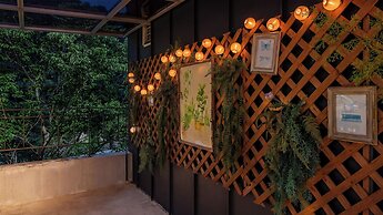 Gapyeong Funny Mongmong Galaxy House