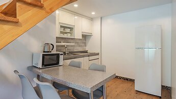 Gapyeong Funny Mongmong Galaxy House