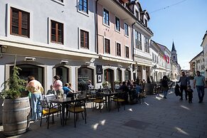 Old Town Guest Accommodation