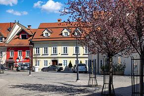 Old Town Guest Accommodation