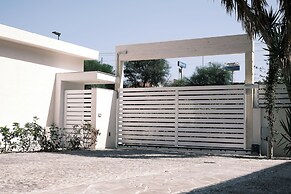 LA TARTARUGA RESORT