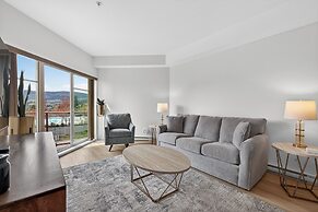 Spectacular View 1 Bdrm