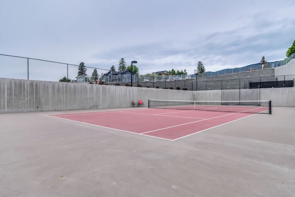 Spectacular View 1 Bdrm