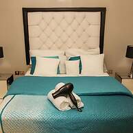 Sleeps 4 - Parking - Wifi