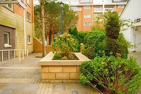 Sleeps 4 - Parking - Wifi