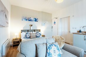 Glan Neigr Apart-Hotel By Guestz