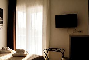 Colonna Suites Bari