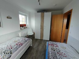 Ferienwohnung in Wenkendorf mit Garten