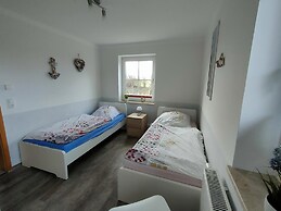 Ferienwohnung in Wenkendorf mit Garten
