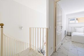 Modern, A/C Duplex - 3bdr/6p - Cannes