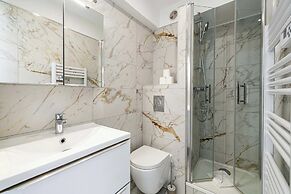 Modern, A/C Duplex - 3bdr/6p - Cannes